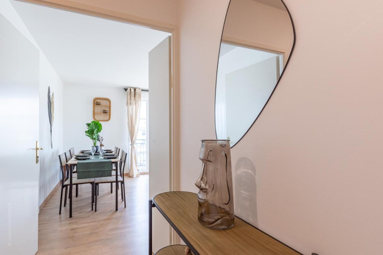 Ferienwohnung Luxe Flat For 7 - Fairytale Factory Bussy-Saint-Georges Exterior foto