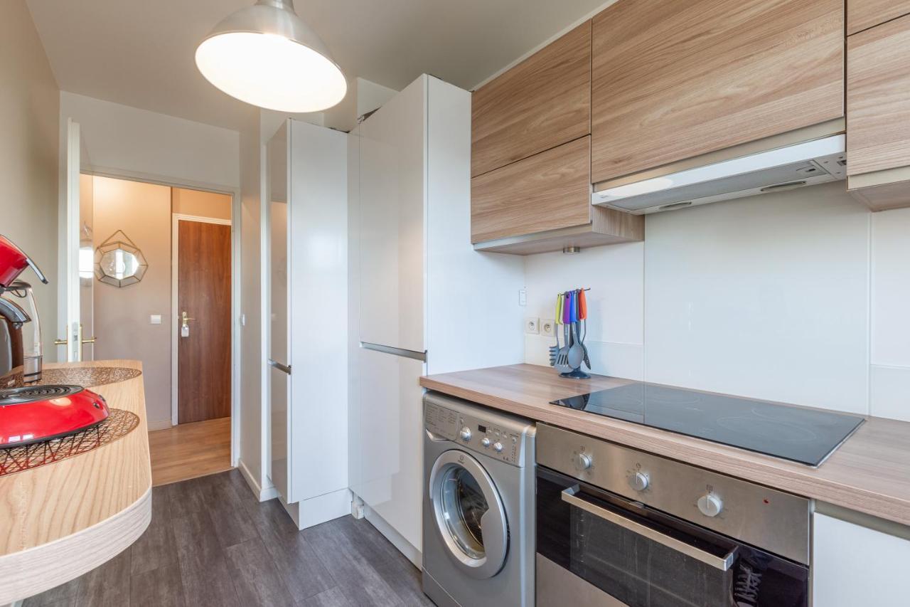 Ferienwohnung Luxe Flat For 7 - Fairytale Factory Bussy-Saint-Georges Exterior foto